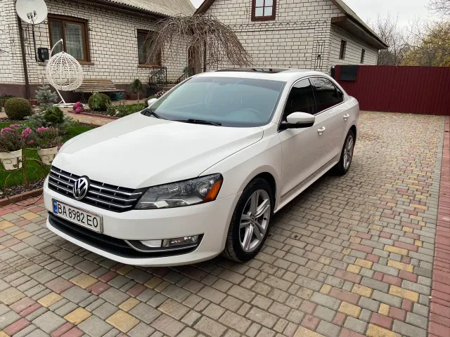 Volkswagen Passat 2013, Одеса, $12 999 - зображення 1