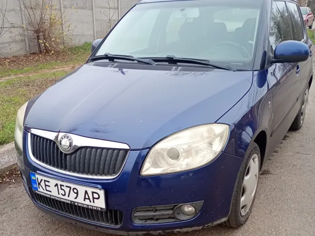 Skoda Fabia - фото 1