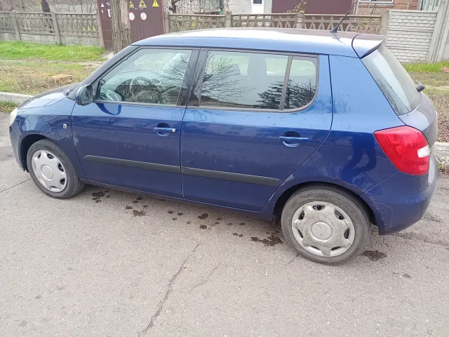 Skoda Fabia - фото 4