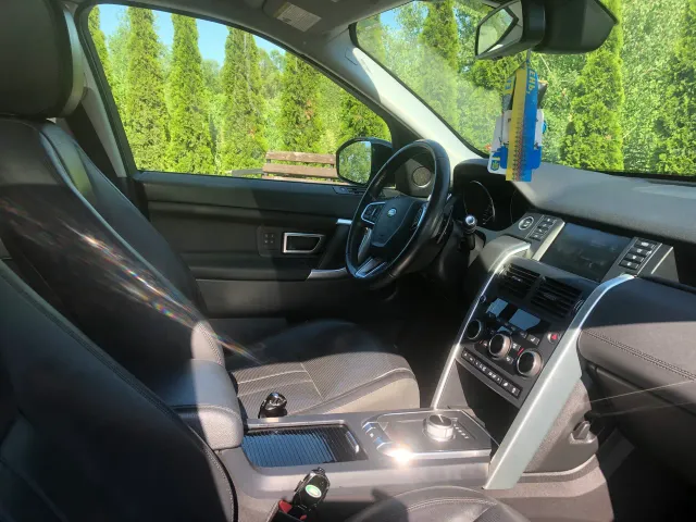Land Rover Discovery Sport - фото 3