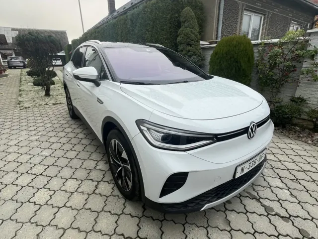 Volkswagen ID.4 - фото 1