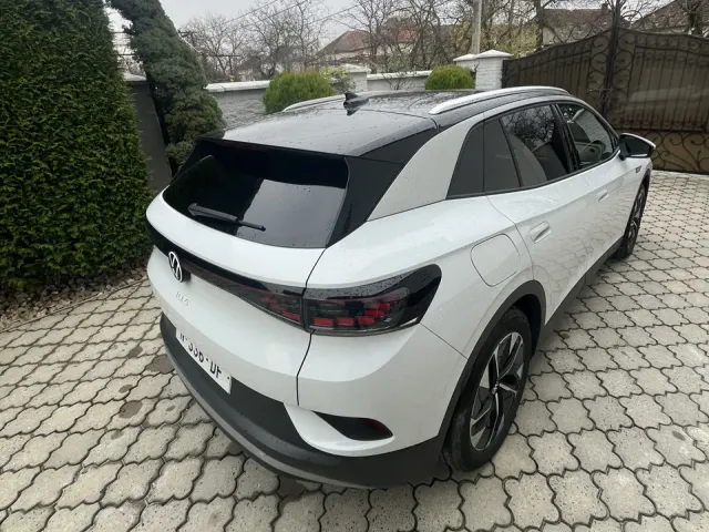 Volkswagen ID.4 - фото 2