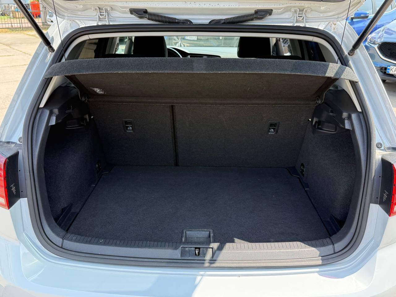 Volkswagen Golf - фото 3