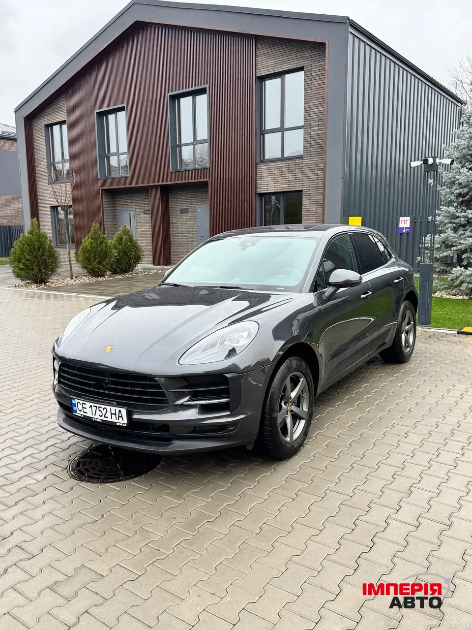 Porsche Macan - фото 1