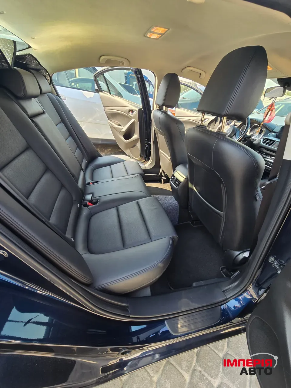 Mazda 6 - фото 8