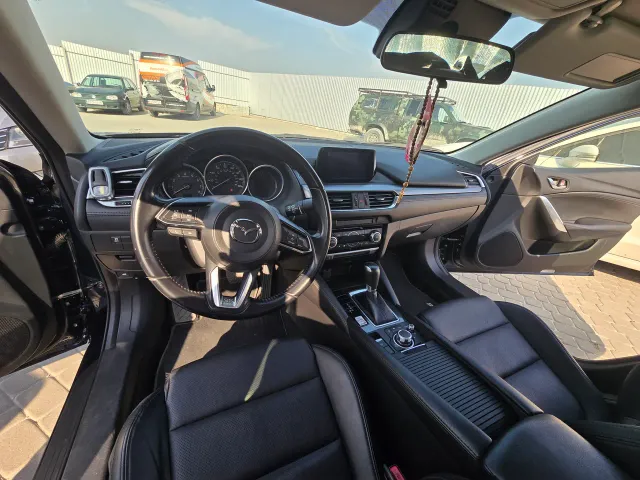 Mazda 6 - фото 4