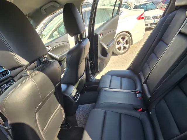 Mazda 6 - фото 5