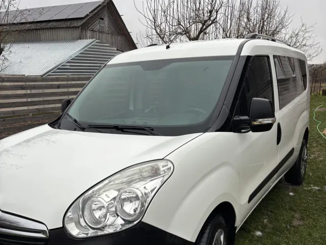 Opel Combo - фото 1