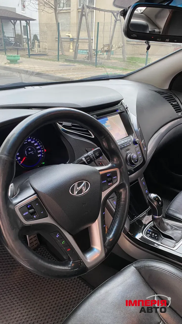Hyundai i40 - фото 17