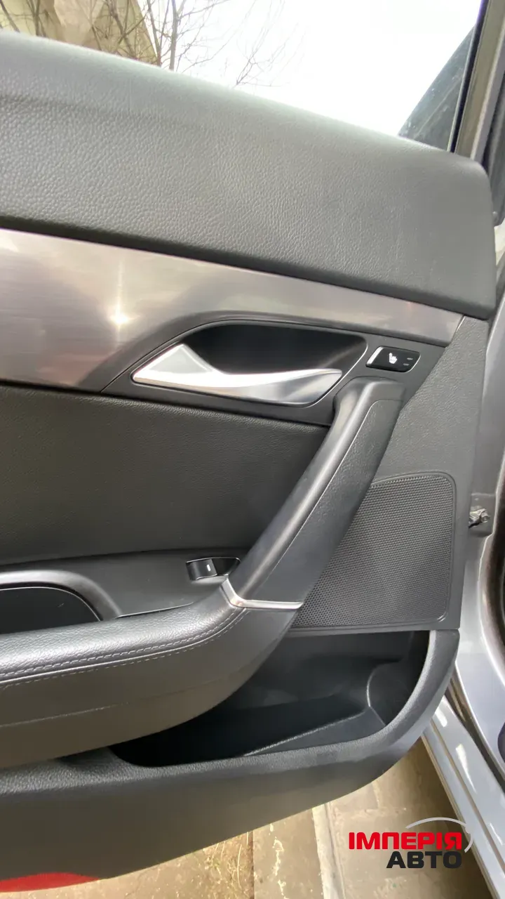 Hyundai i40 - фото 28