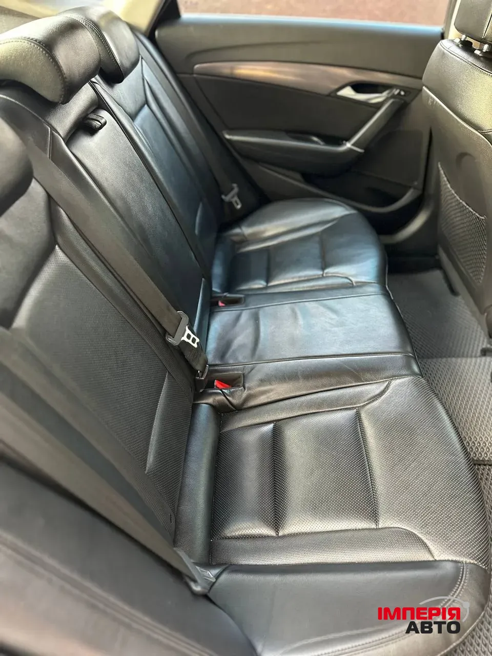 Hyundai i40 - фото 43