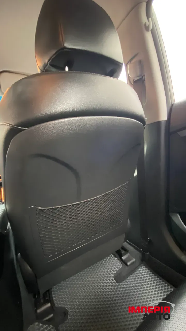 Hyundai i40 - фото 31