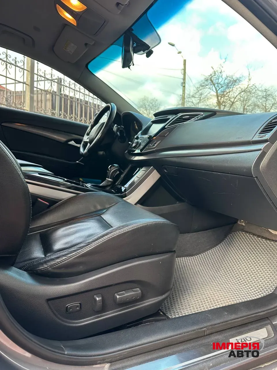 Hyundai i40 - фото 42