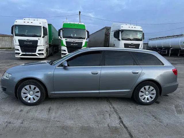 Audi A6 - фото 5