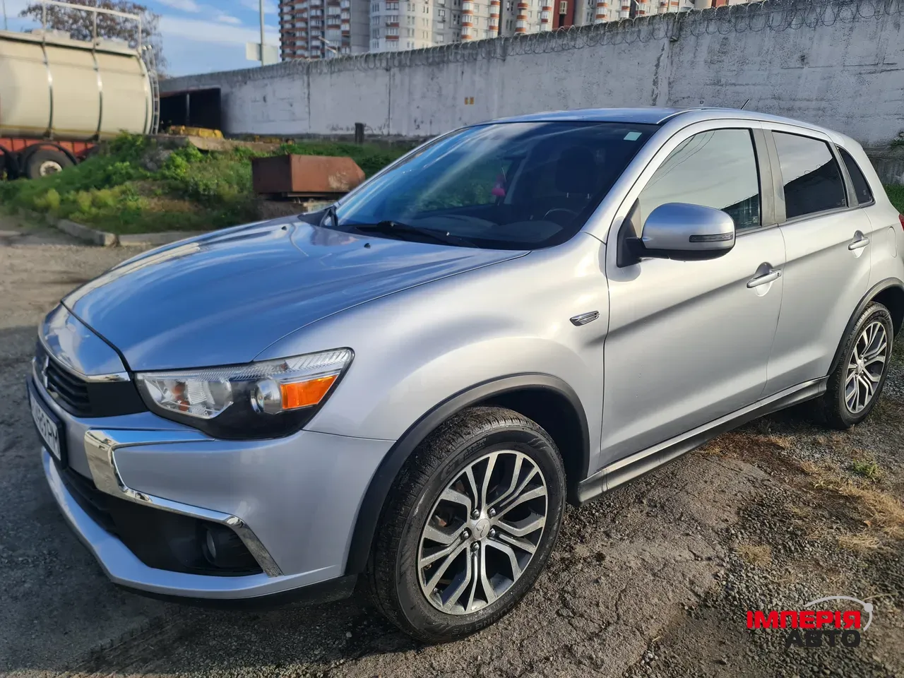 Mitsubishi Outlander Sport - фото 2