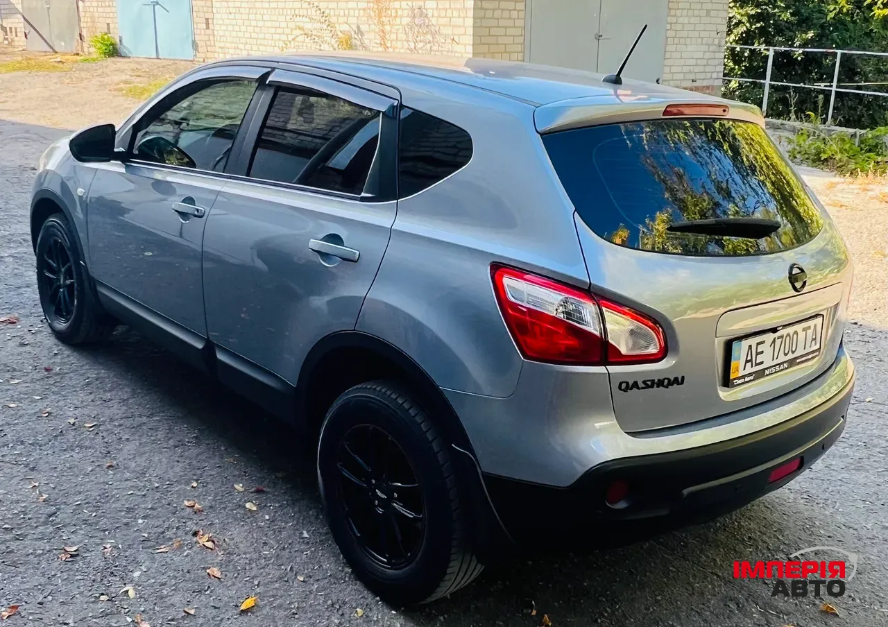 Nissan Qashqai - фото 6