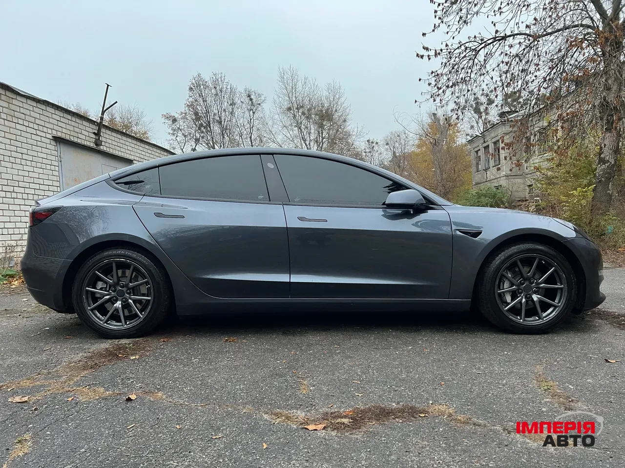 Tesla Model 3 - фото 8