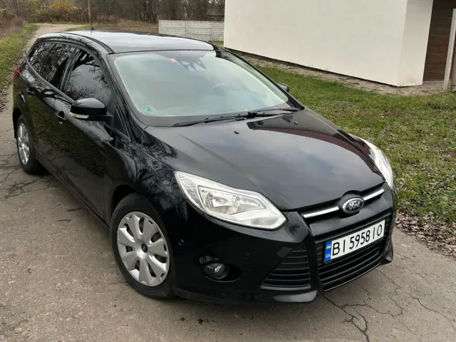 Ford Focus - фото 2