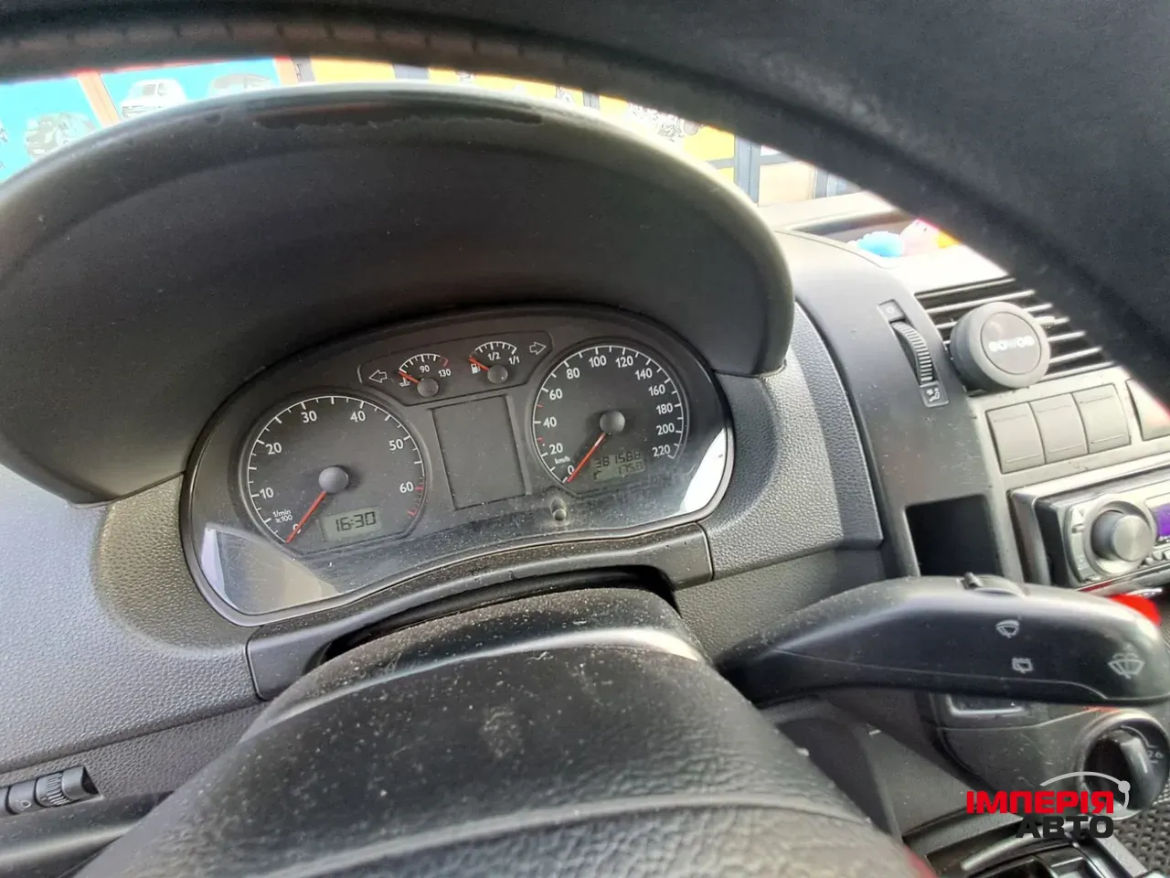 Volkswagen Polo - фото 11