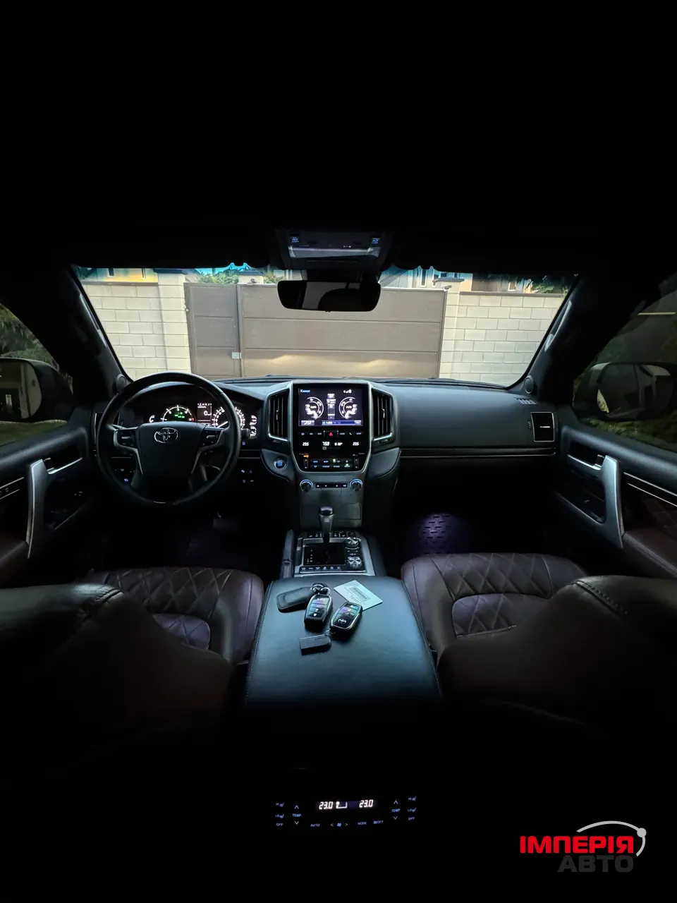 Toyota Land Cruiser - фото 8