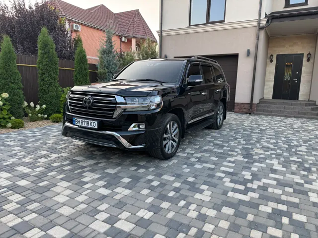 Toyota Land Cruiser - фото 2