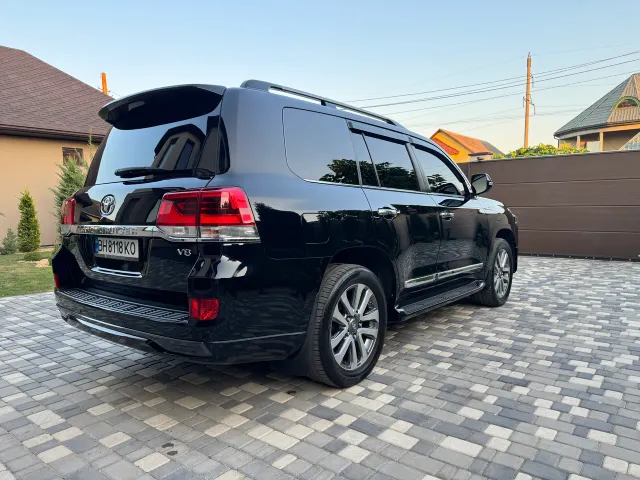 Toyota Land Cruiser - фото 4