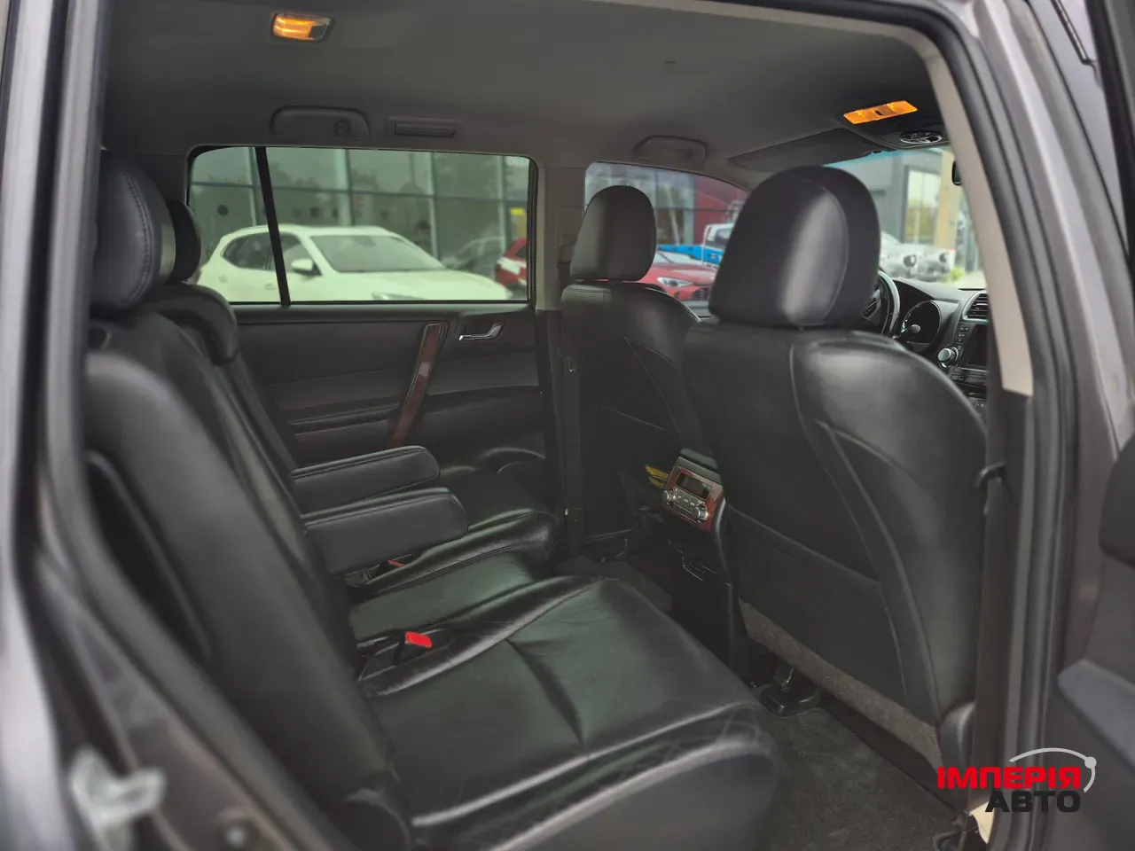 Toyota Highlander - фото 10