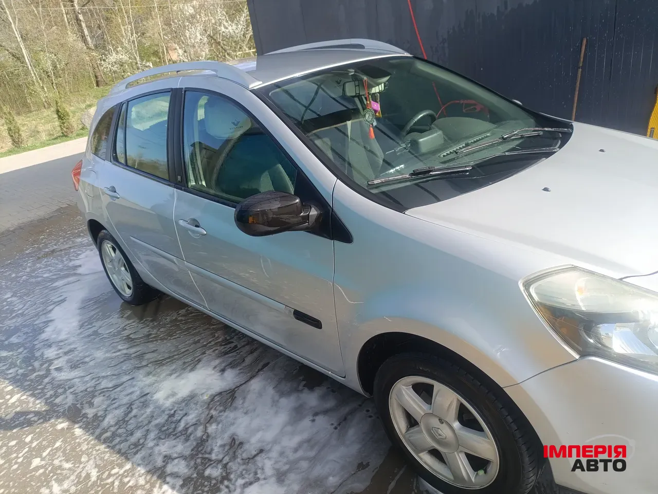 Renault Clio - фото 3