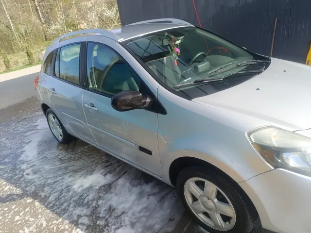 Renault Clio - фото 3