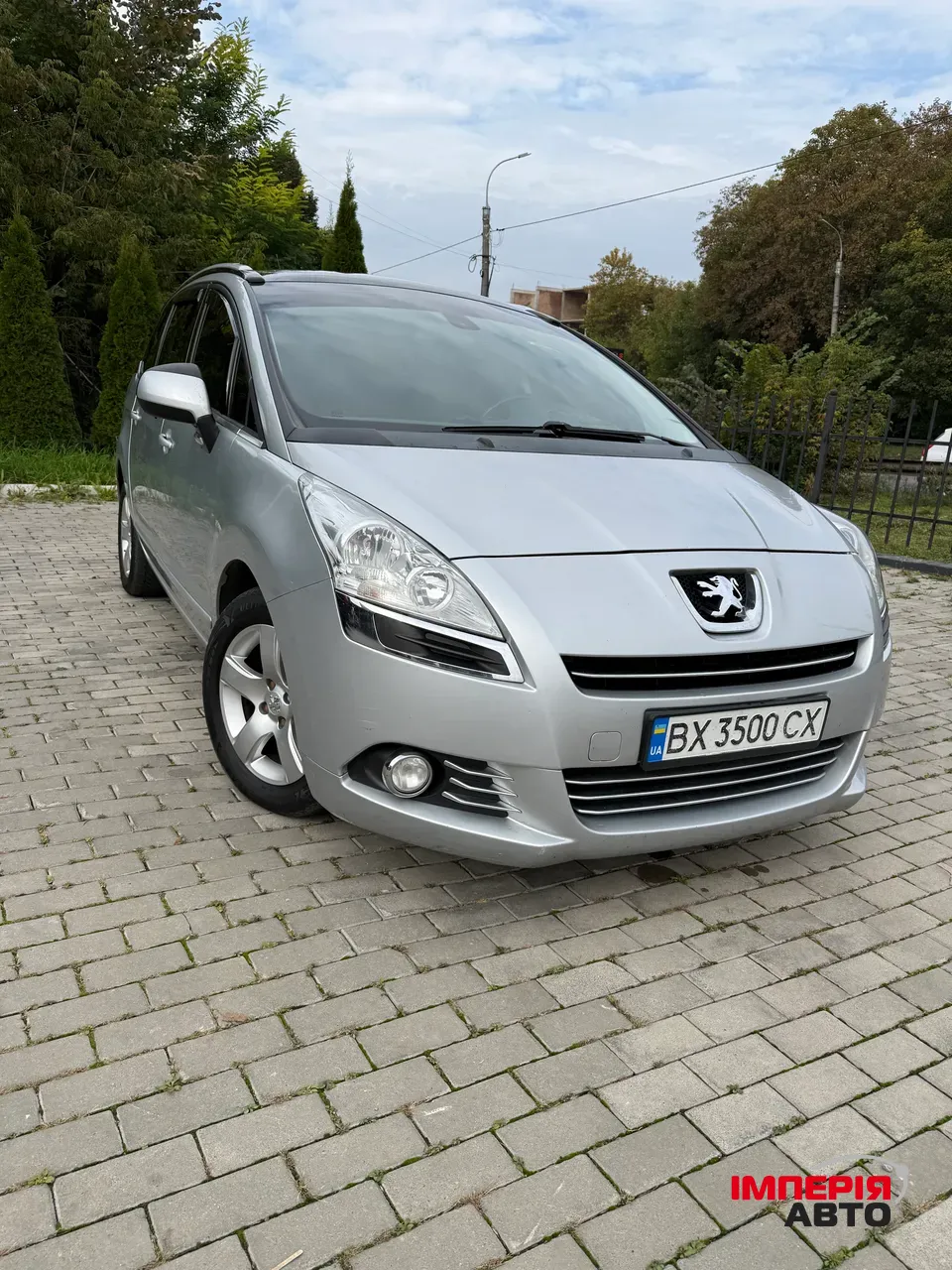 Peugeot 5008 - фото 1