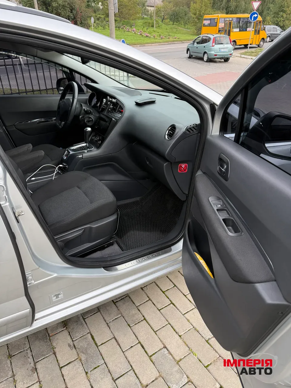 Peugeot 5008 - фото 8