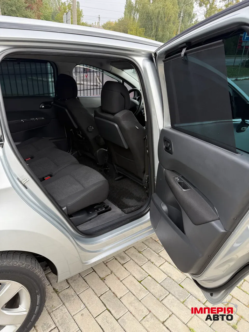 Peugeot 5008 - фото 11