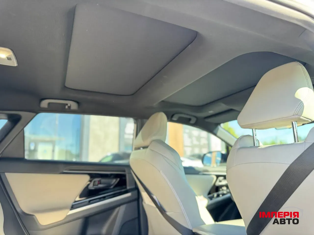 Toyota bZ4X - фото 9