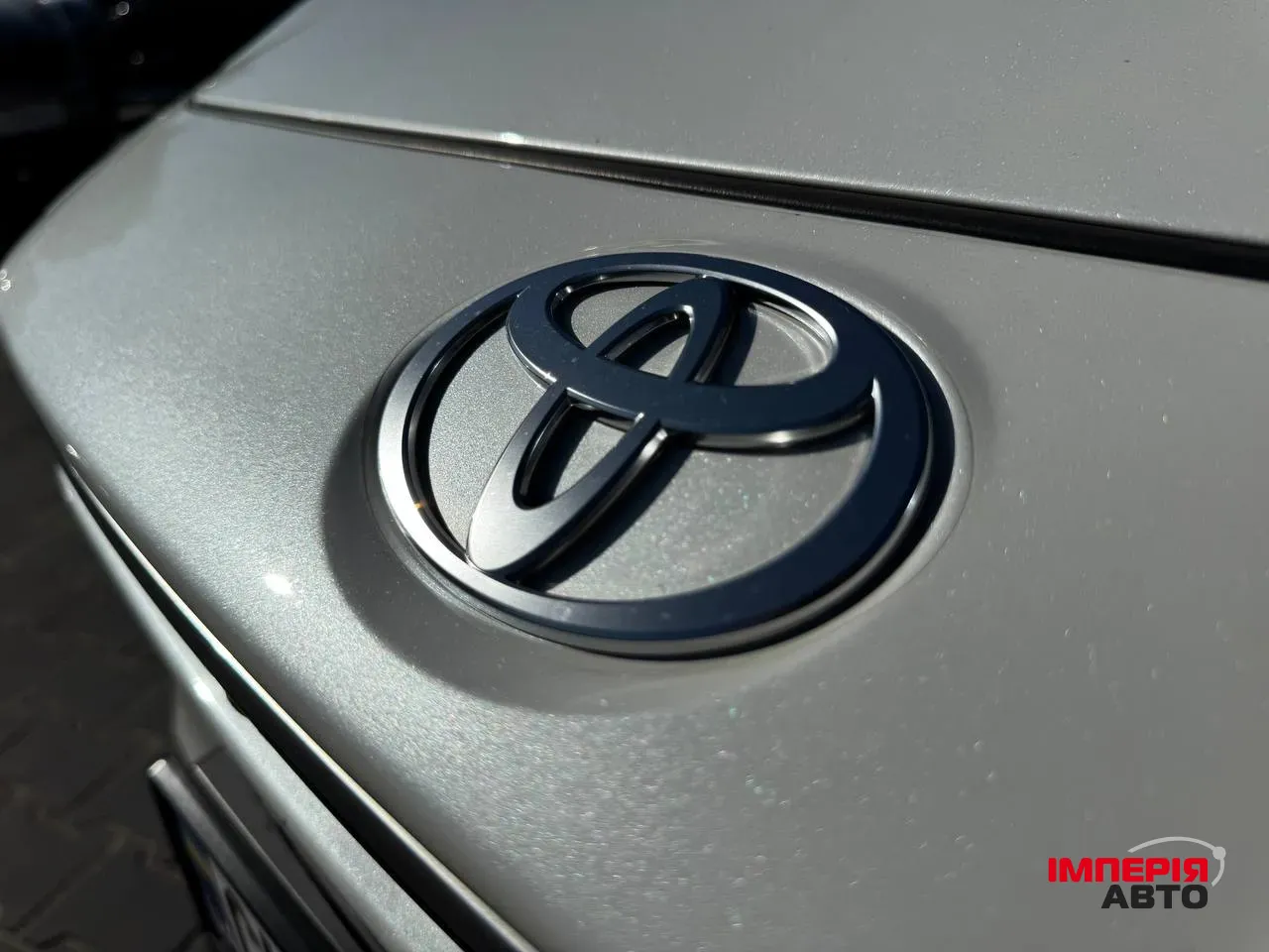 Toyota bZ4X - фото 3