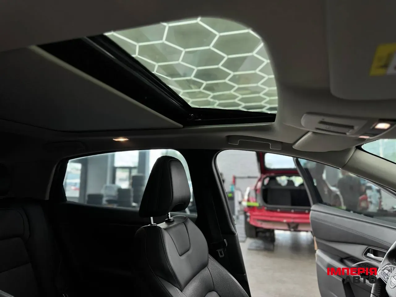 Nissan Ariya - фото 21