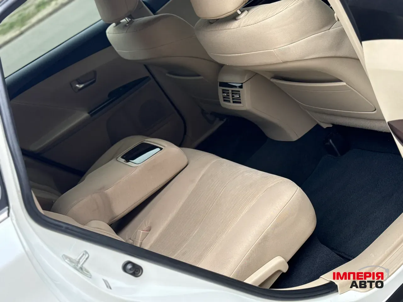 Toyota Venza - фото 17