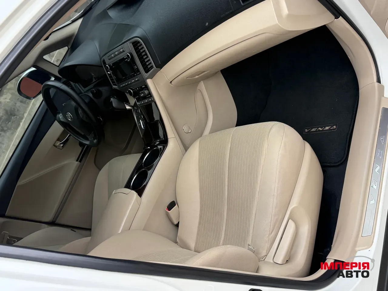 Toyota Venza - фото 10