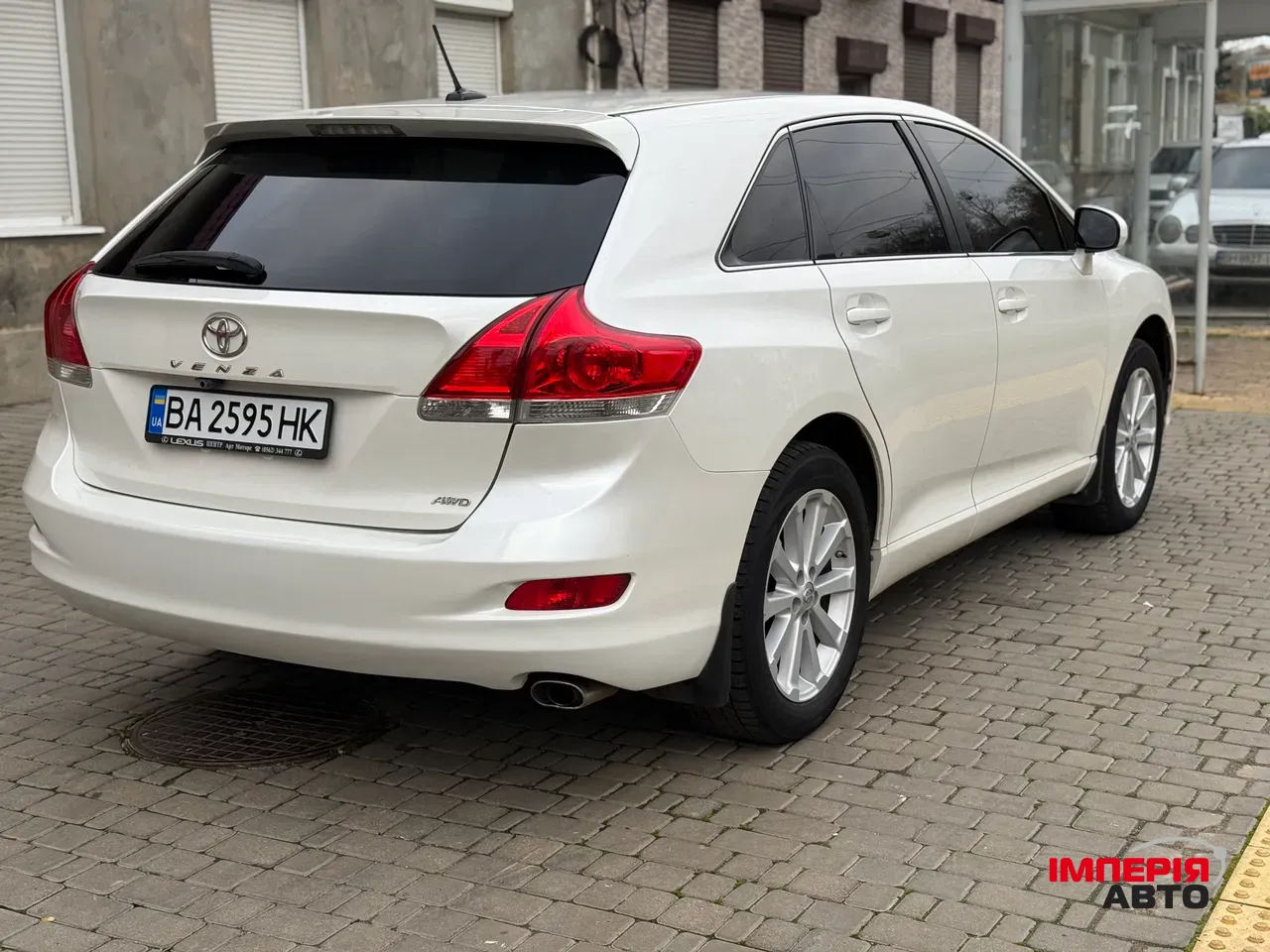 Toyota Venza - фото 4