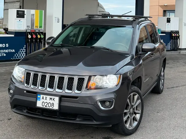 Jeep Compass - фото 2