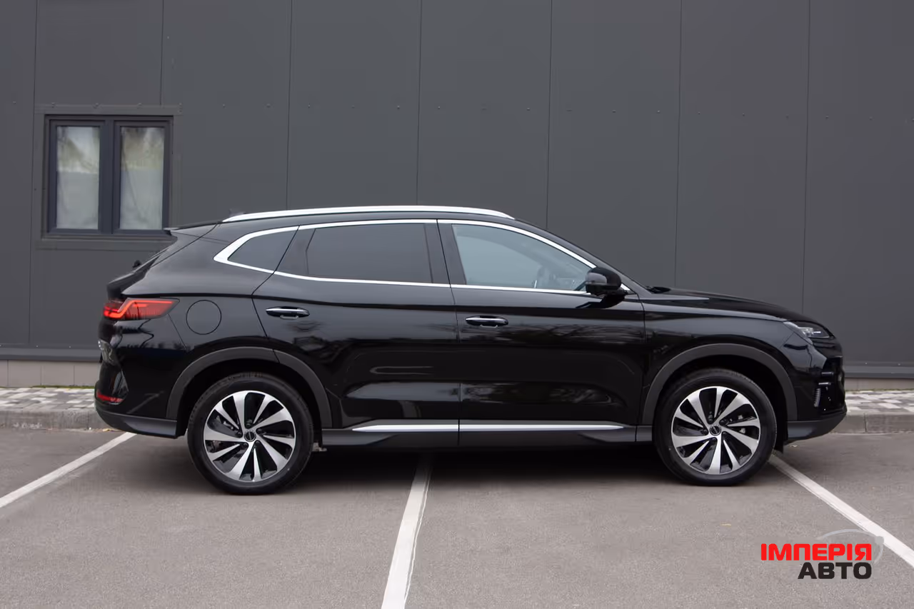 BYD Song Plus - фото 4