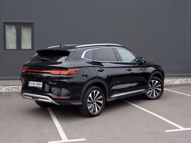BYD Song Plus - фото 5