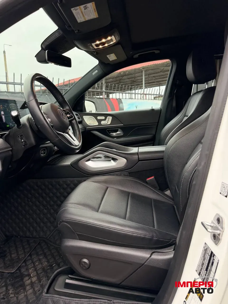 Mercedes-Benz GLS - фото 8