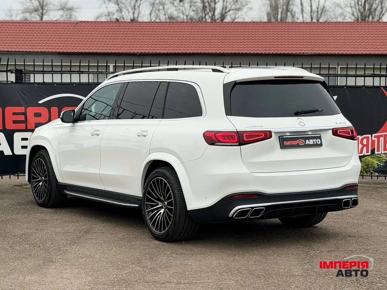 Mercedes-Benz GLS - фото 6