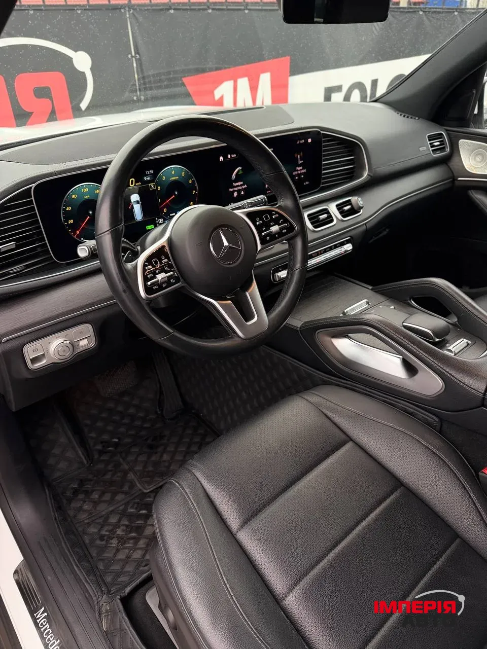 Mercedes-Benz GLS - фото 7