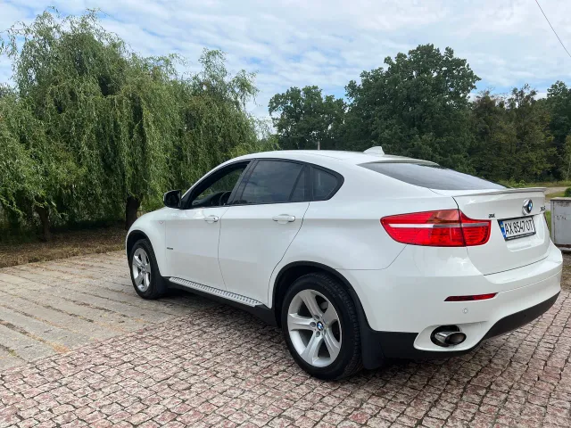 BMW X6 - фото 5