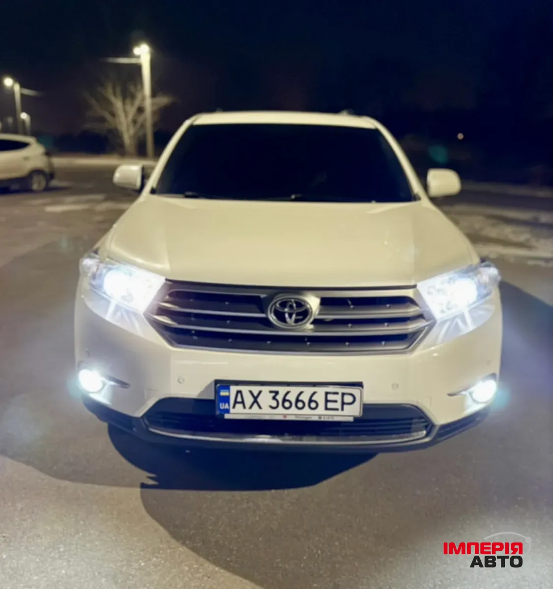 Toyota Highlander - фото 1