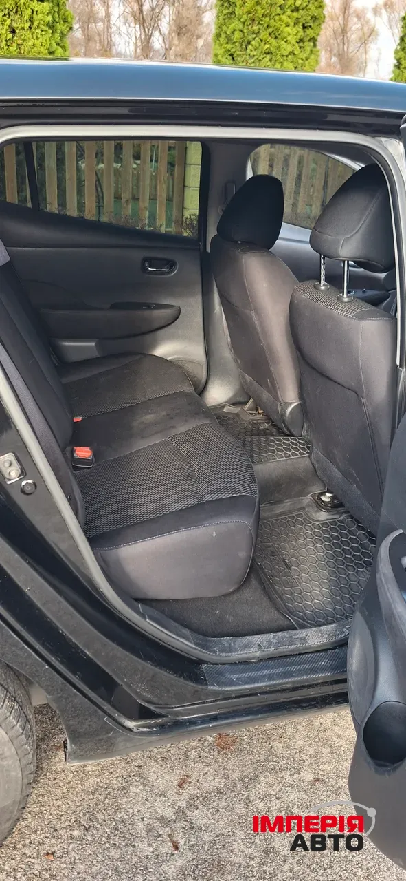 Nissan Leaf - фото 11