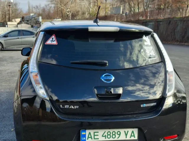 Nissan Leaf - фото 5