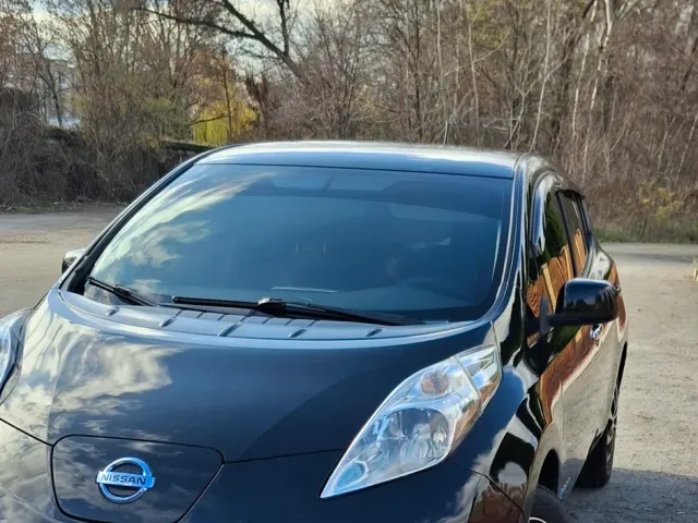 Nissan Leaf - фото 3