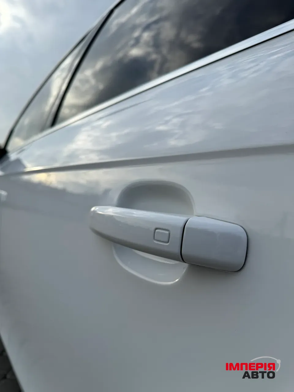 Audi A4 - фото 44